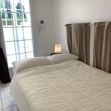 Cap D'antibes Very Close To Beach Of Salis 114a * 앙티브